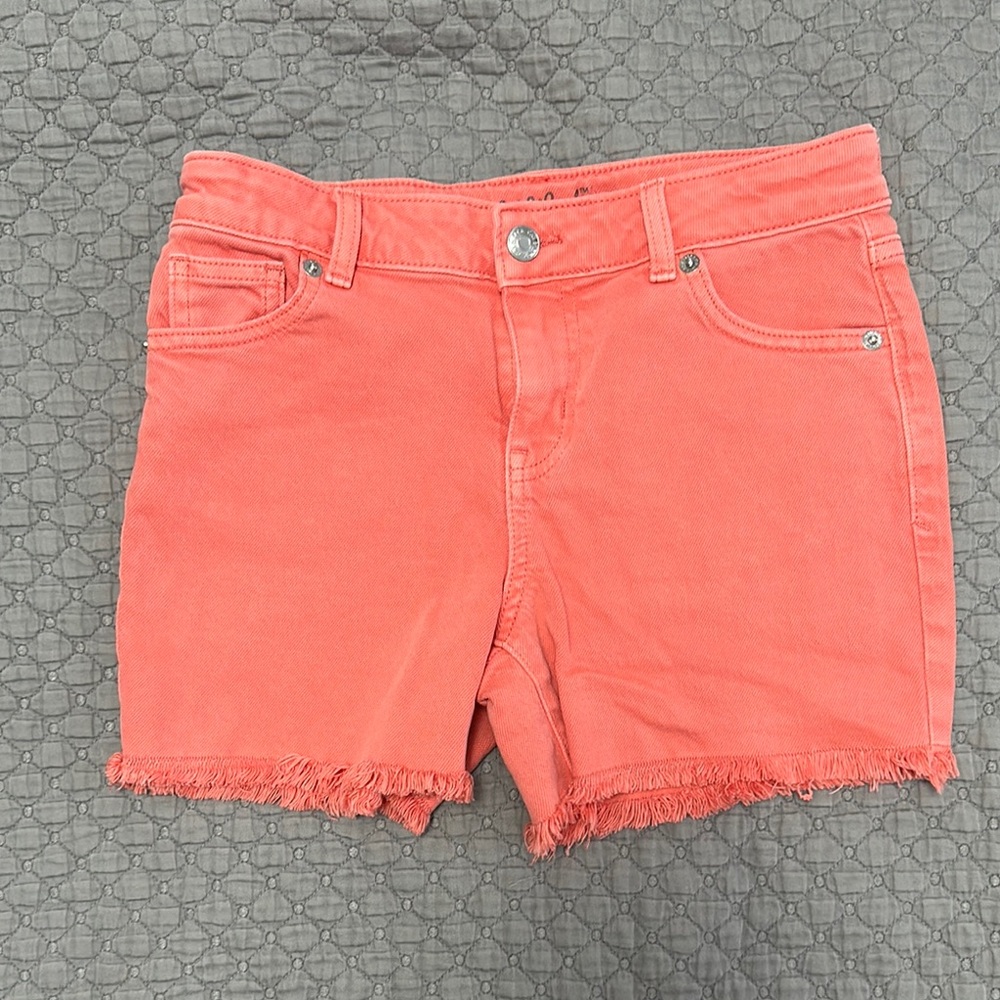Cat &Jack Coral Frayed Hem Girls Shorts